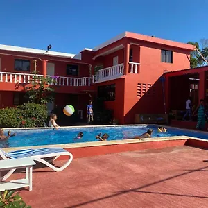 Kiki Ensenada Pensión